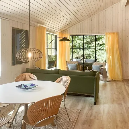 3 Bedroom Lovely In Nykobing Sj Semesterbostad